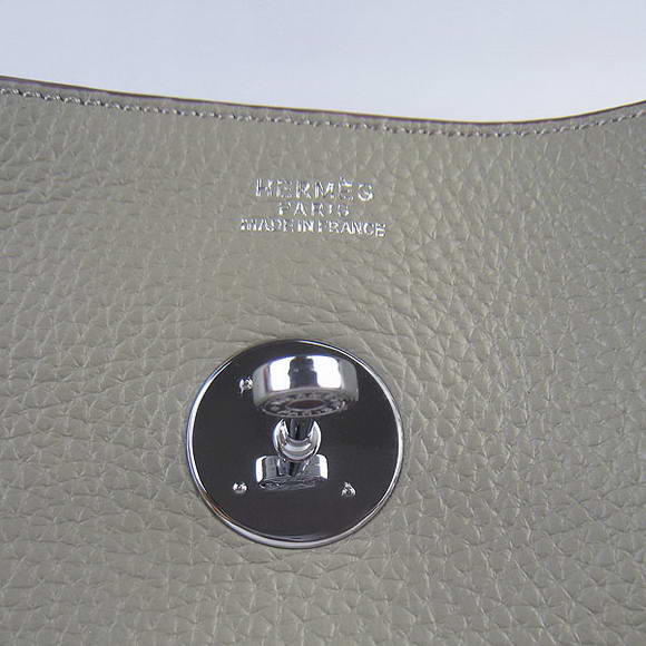 High Quality Replica Hermes Lindy 26CM Shoulder Bag Khaki - Click Image to Close